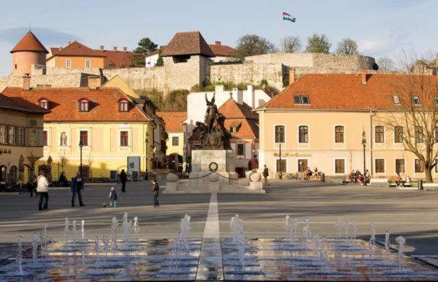 Fortuna Apartman Mini Эгер Экстерьер фото
